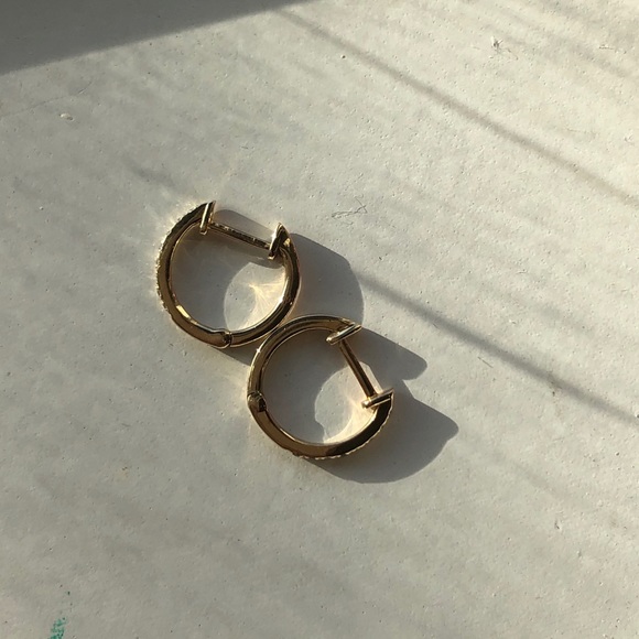 Jewelry - Diamond Huggie Earrings 14k 🤍SALE🤍
